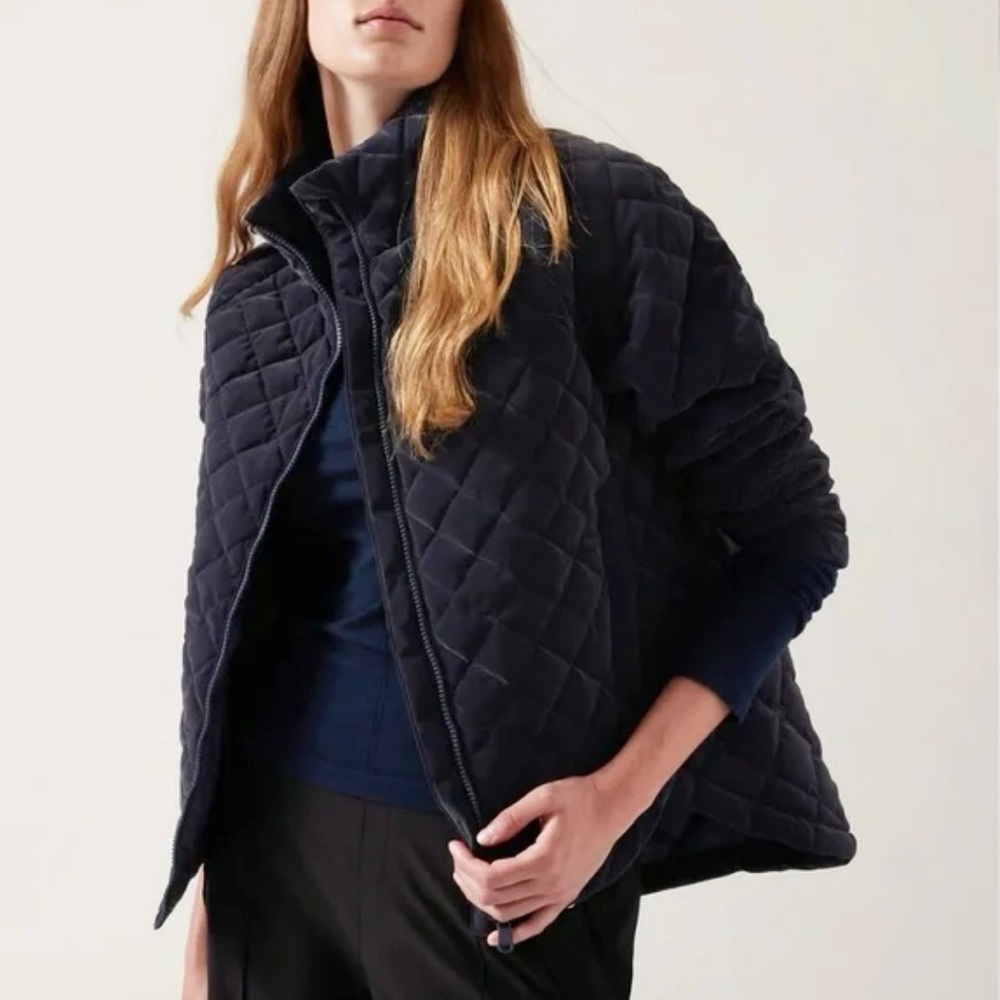 Athleta Whisper Featherless Luxe Jacket Small Petite Navy